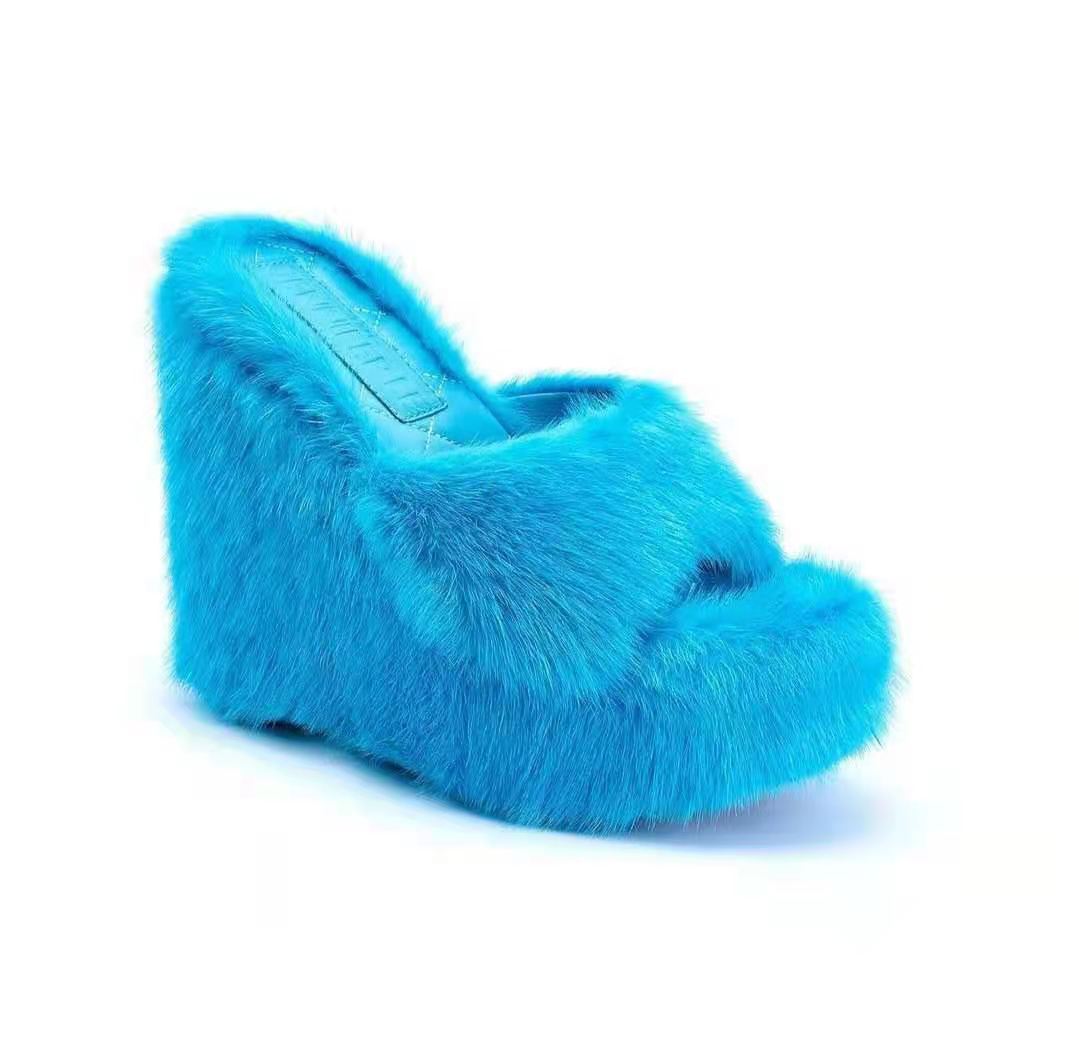y2k-kawaii-fashion-Platform Fluffy Slipper--Pinky Dollz
